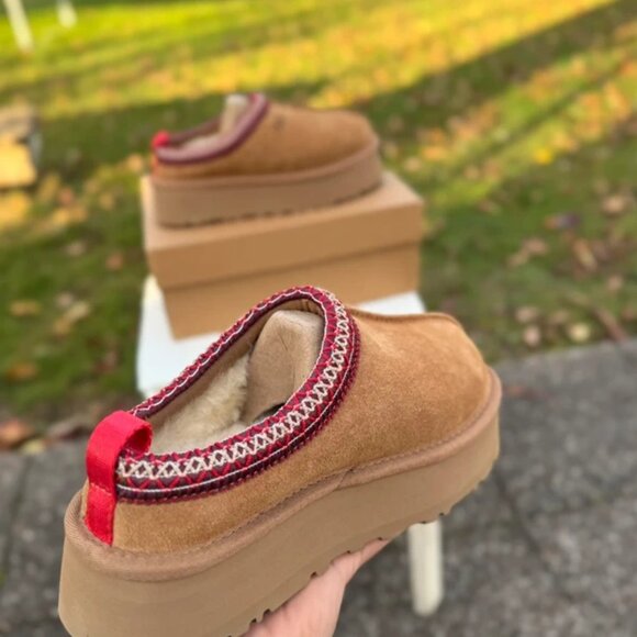UGG Women's Brown and Red Platform Shoes - Picture 6 of 11